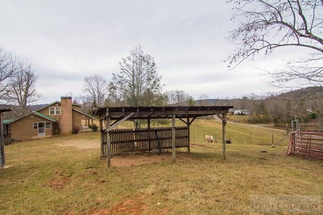 321 Bynum Trivette Road Deep Gap, NC 28618 - Photo 8 of 17