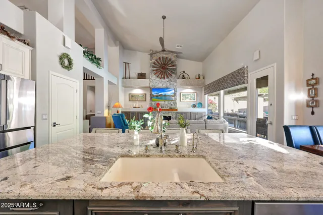 $1,420,000 | 10833 North 140th Way, Scottsdale, AZ 85259