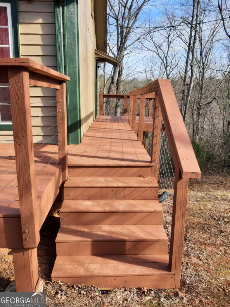 518 Eden Circle Cleveland, GA 30528 - Photo 6 of 20 a view of entryway with a front door