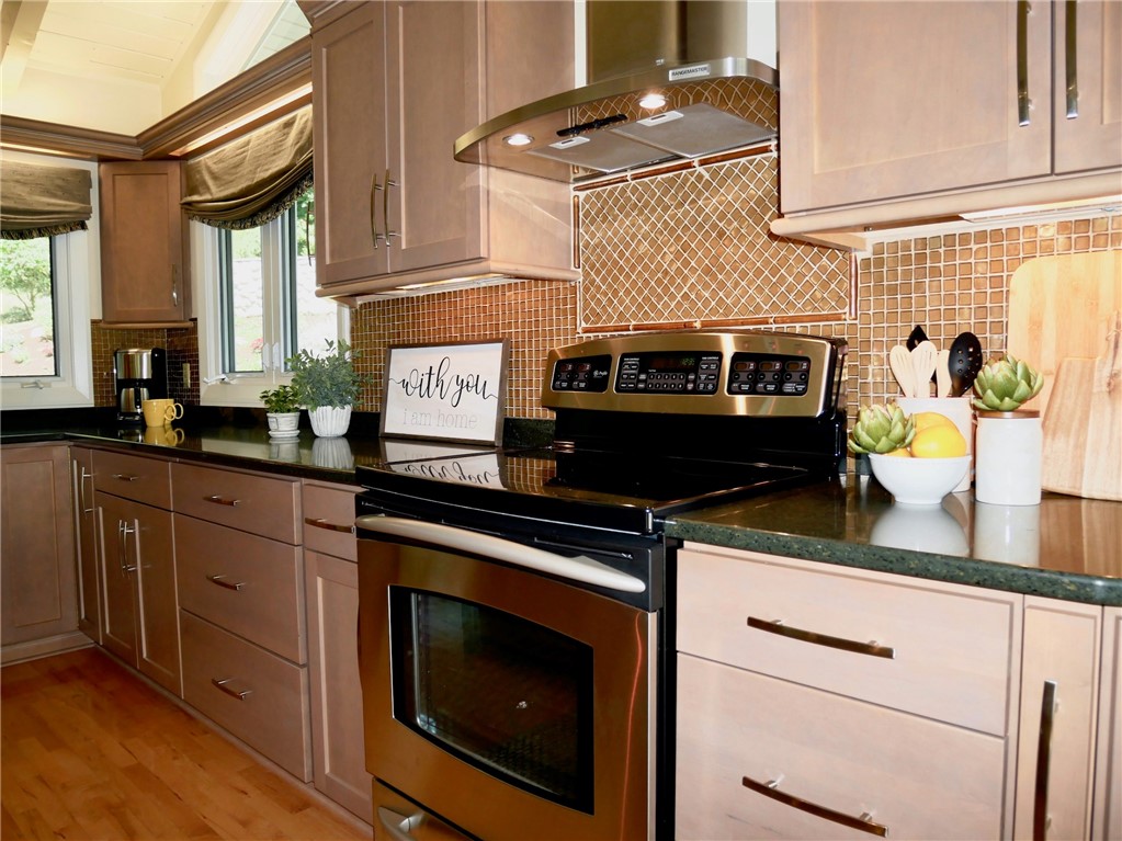 175 Baker Road Victor, NY 14564 - Photo 15 of 37