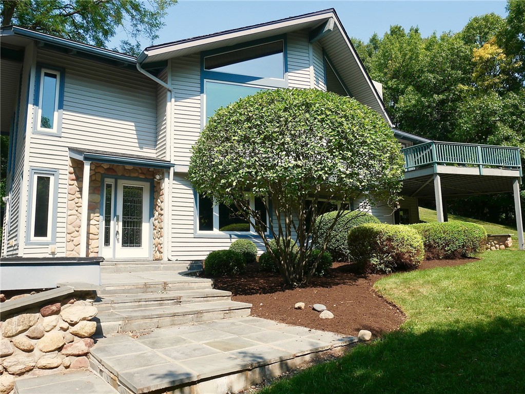 175 Baker Road Victor, NY 14564 - Photo 2 of 37