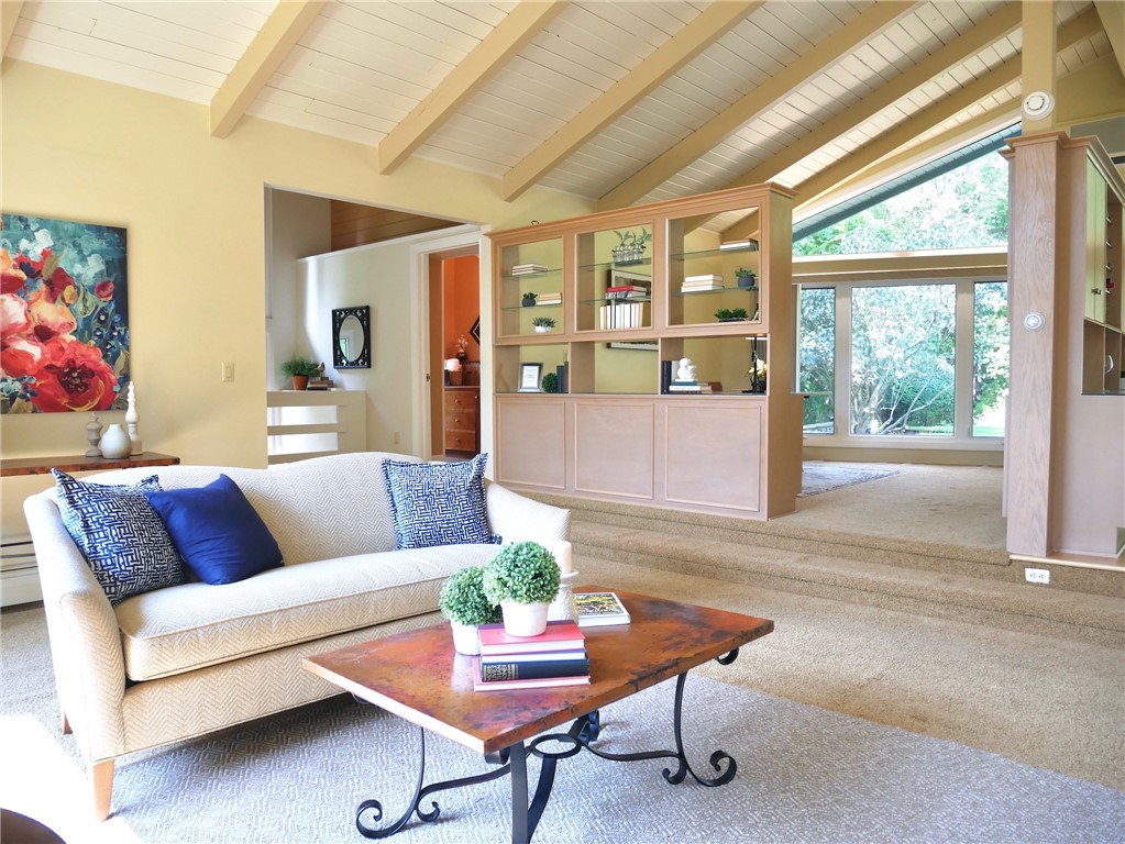 175 Baker Road Victor, NY 14564 - Photo 7 of 37