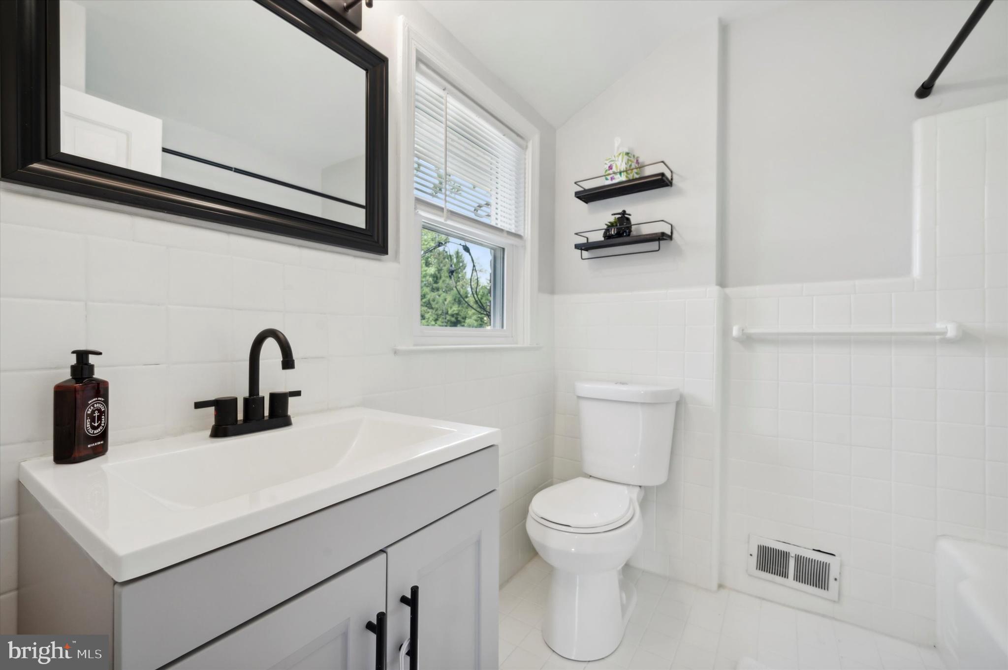 432 Glendale Circle Springfield, PA 19064 - Photo 15 of 21