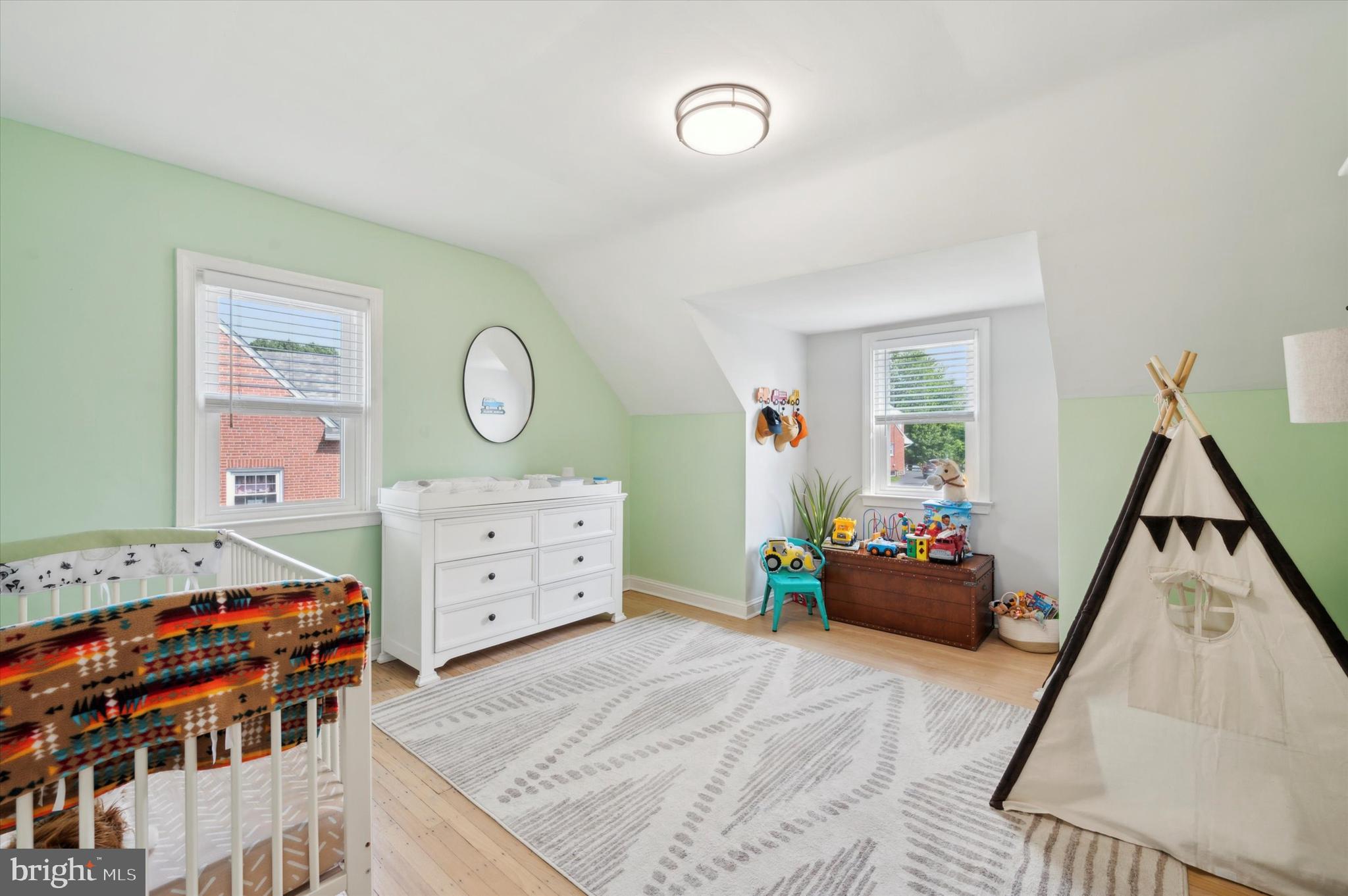 432 Glendale Circle Springfield, PA 19064 - Photo 16 of 21 Bedroom 2