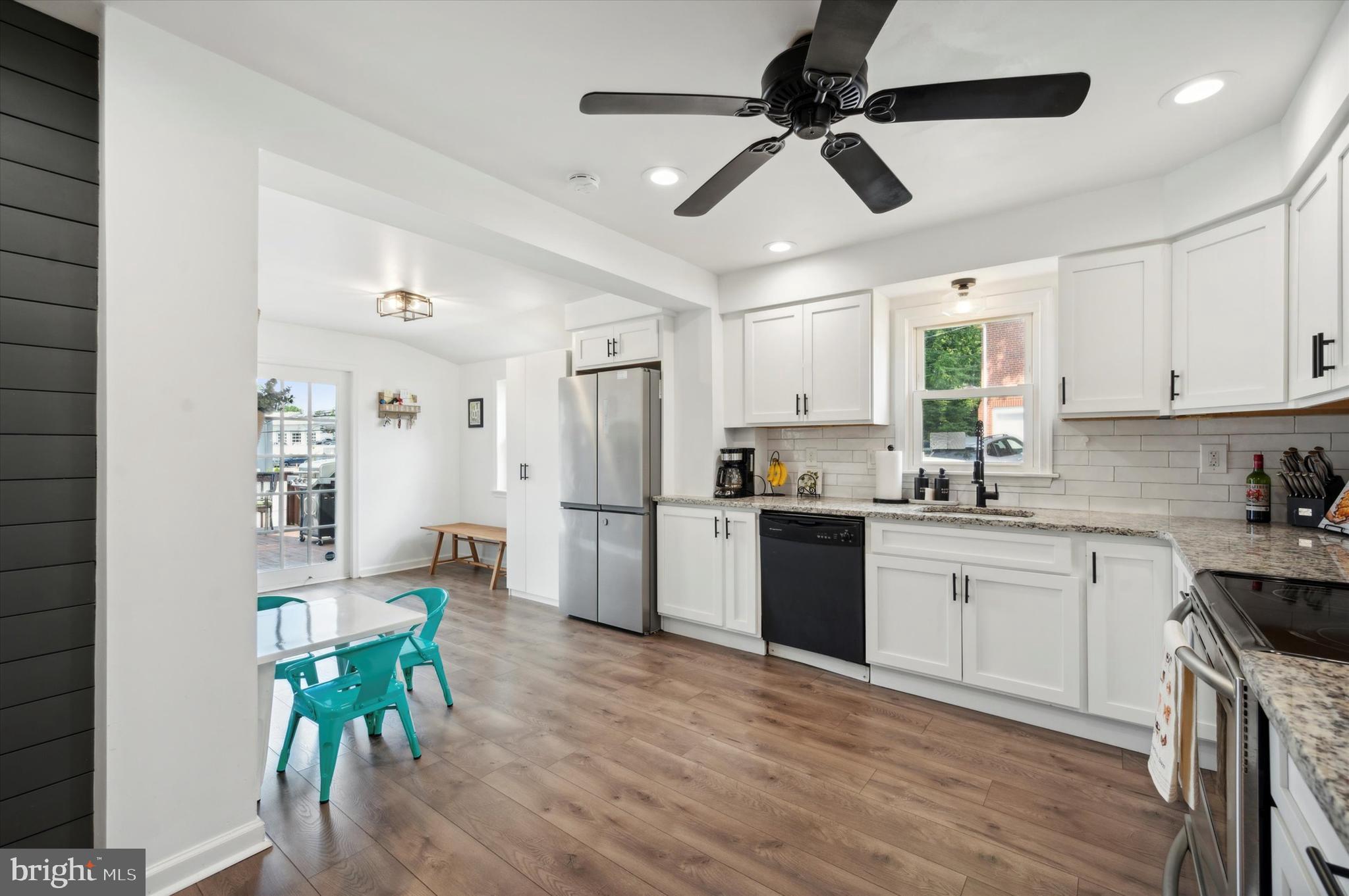 432 Glendale Circle Springfield, PA 19064 - Photo 9 of 21