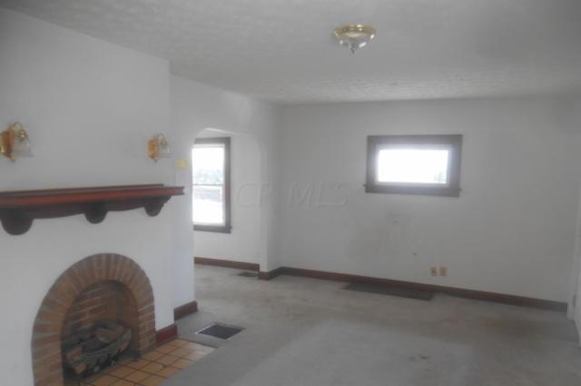 574 Crestview Road Columbus, OH 43202 - Photo 4 of 13