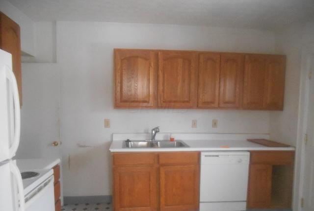 574 Crestview Road Columbus, OH 43202 - Photo 8 of 13