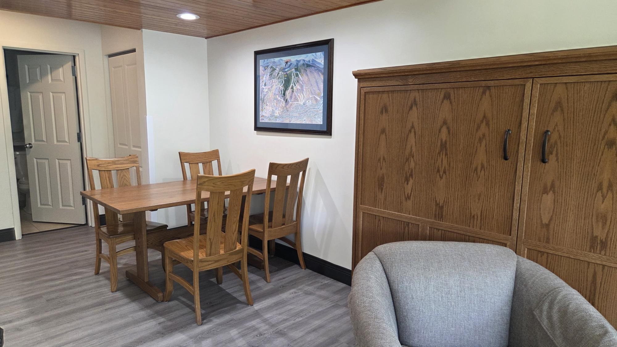 90 Loon Mountain Road, Unit 1058D Lincoln, NH 03251 - Photo 4 of 24