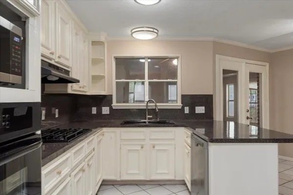 $379,000 | 14151 Buckingham Lane, Tomball, TX 77375