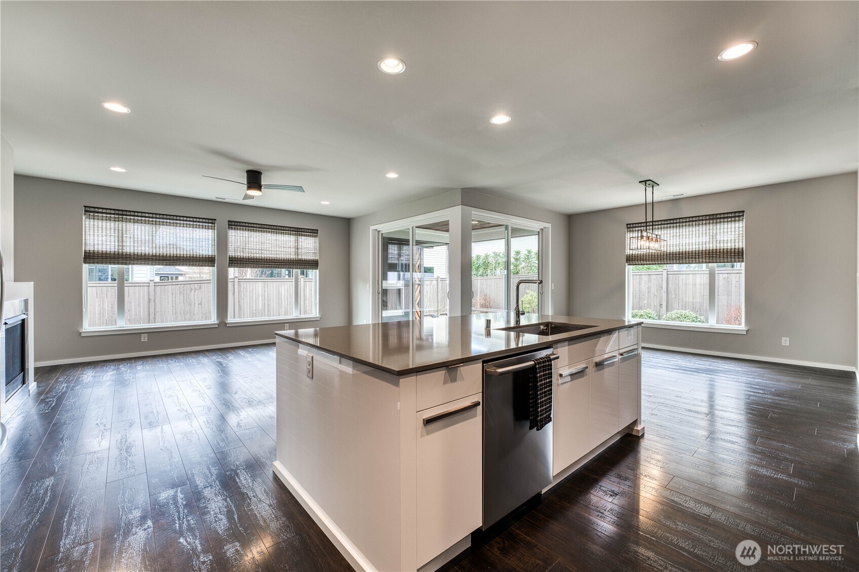 4565 Castleton Road Southwest Port Orchard, WA 98367 - Photo 10 of 40