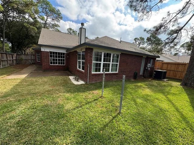 $2,050 | 7723 Thorncreek Way, Houston, TX 77095