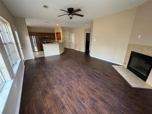 $2,050 | 7723 Thorncreek Way, Houston, TX 77095