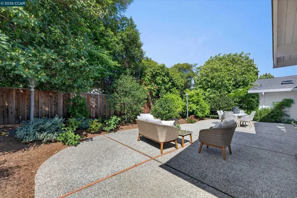 $1,650,000 | 131 Corte Del Prado, Walnut Creek, CA 94598