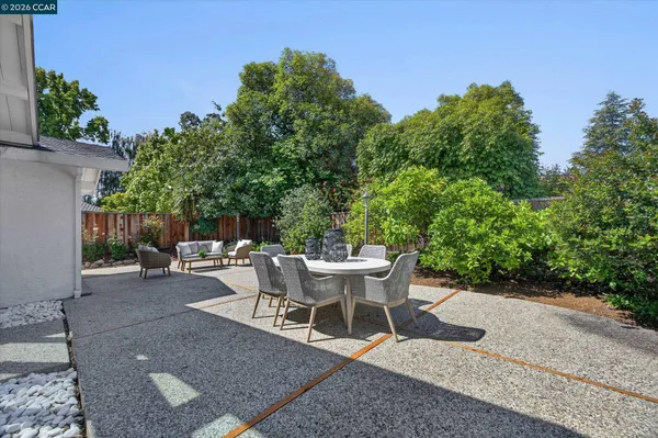 $1,650,000 | 131 Corte Del Prado, Walnut Creek, CA 94598