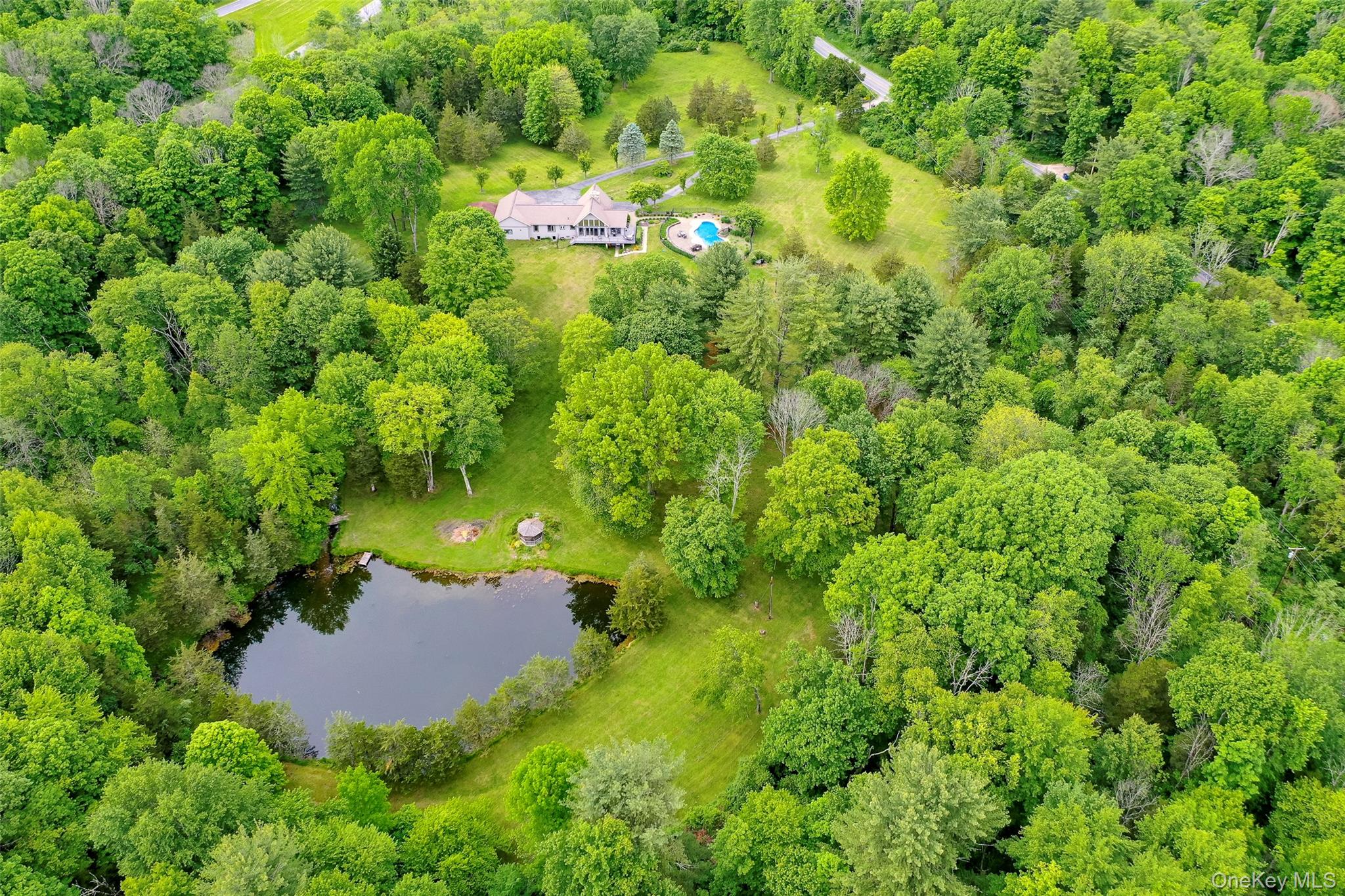 129 Clinton Corners Road Salt Point, NY 12578 - Photo 4 of 41