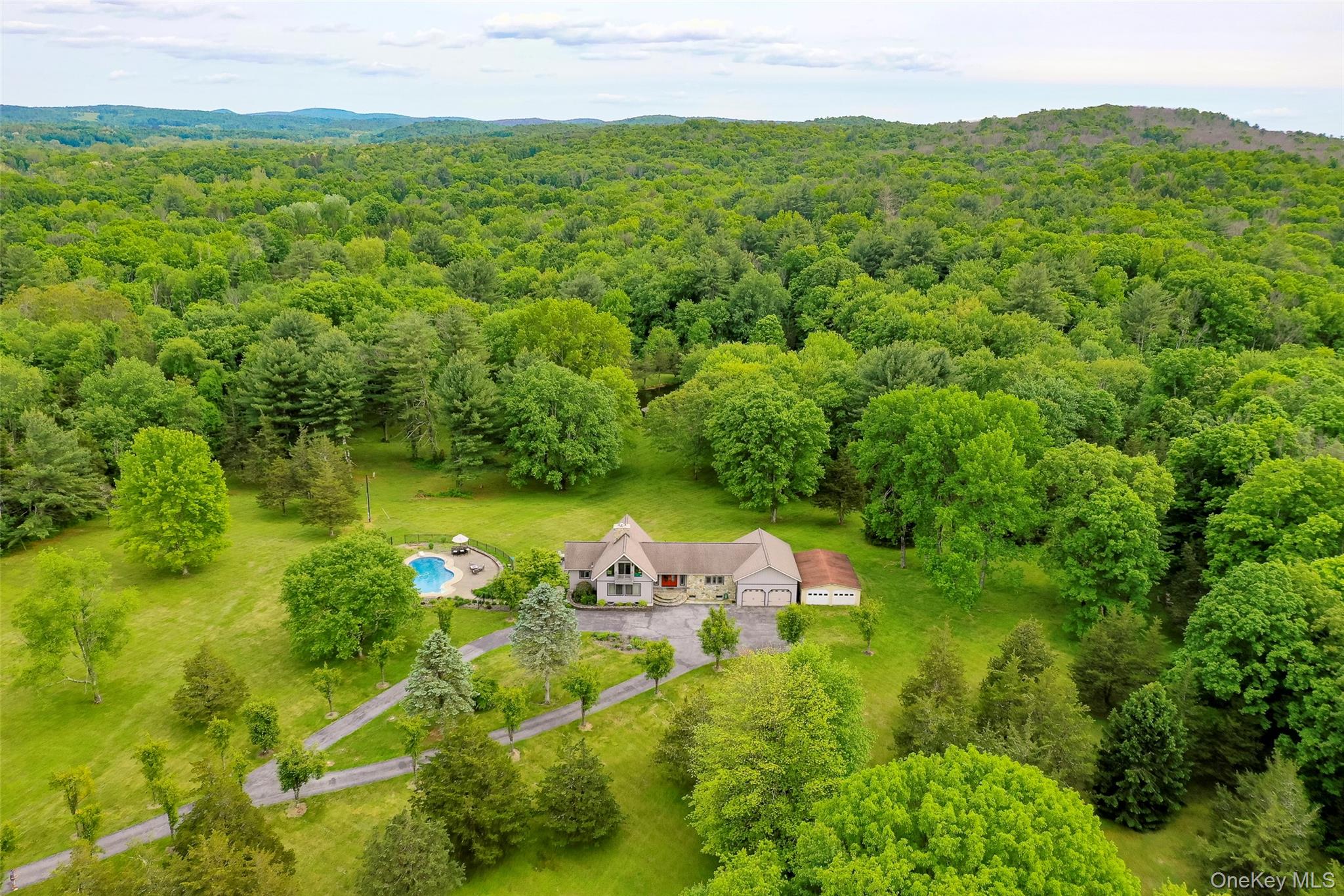 129 Clinton Corners Road Salt Point, NY 12578 - Photo 5 of 41