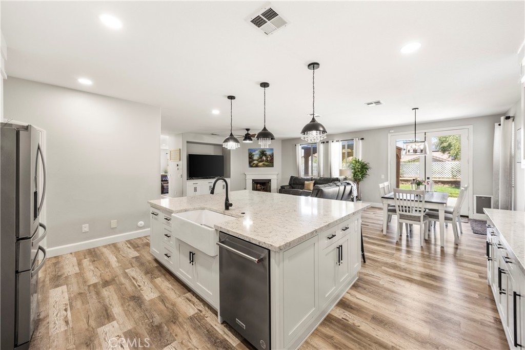249 Encore Way Corona, CA 92879 - Photo 20 of 50
