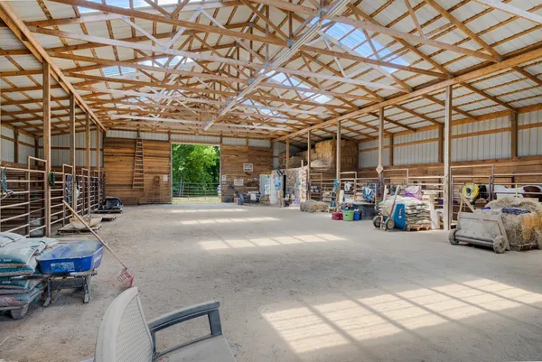 a view of parking area