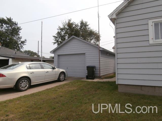 201 South Lincoln Road Escanaba, MI 49829 - Photo 8 of 14 Gallery Image 8
