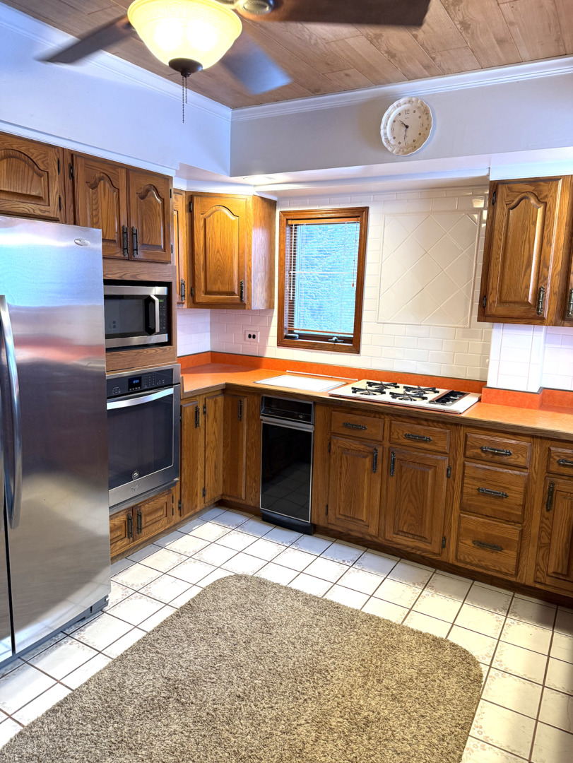 6-s151 Old Eola Road Aurora, IL 60502 - Photo 28 of 67