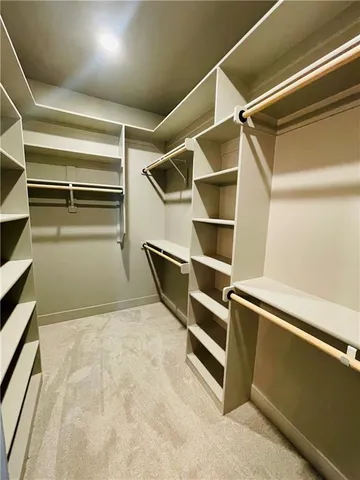 $399,950 | 1001 South Riverview Avenue South, Independence, MO 64056