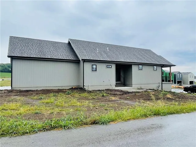 $399,950 | 1001 South Riverview Avenue South, Independence, MO 64056