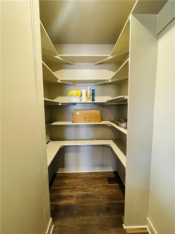 $399,950 | 1001 South Riverview Avenue South, Independence, MO 64056