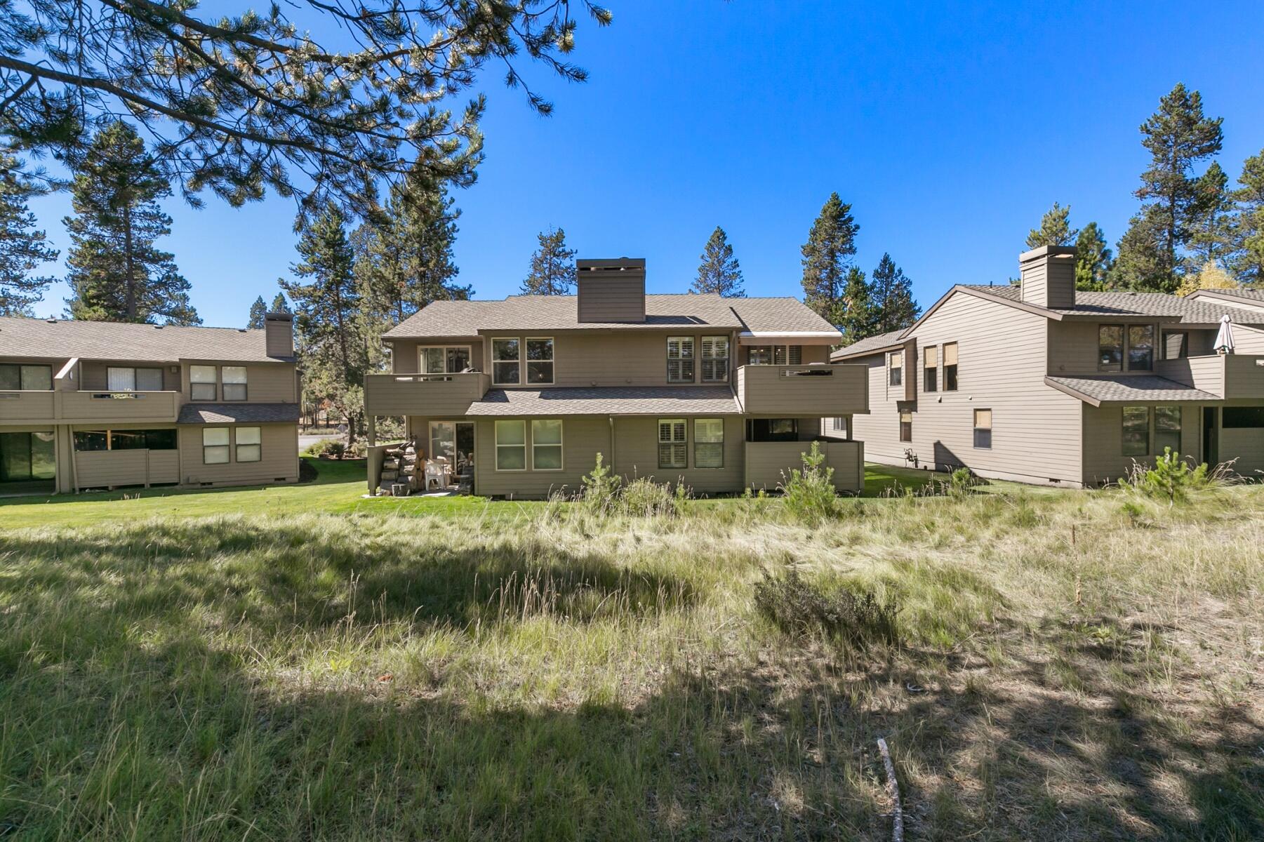 17826 West Core Road Sunriver, OR 97707 - Photo 33 of 34 batch_2021_09_21_34_fairway_village34-28