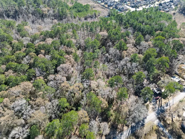 $1,500,000 | 9 Dunnam Road, Kingwood, TX 77345