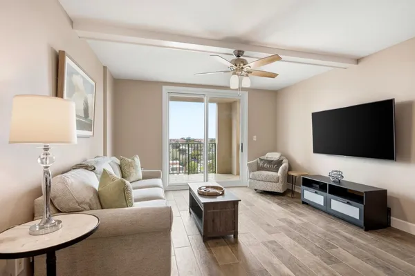 $344,500 | 300 South Duval Street, Unit 805, Tallahassee, FL 32301