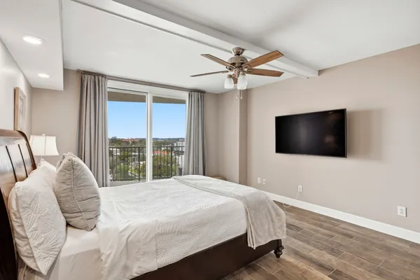 $344,500 | 300 South Duval Street, Unit 805, Tallahassee, FL 32301