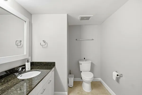 $344,500 | 300 South Duval Street, Unit 805, Tallahassee, FL 32301