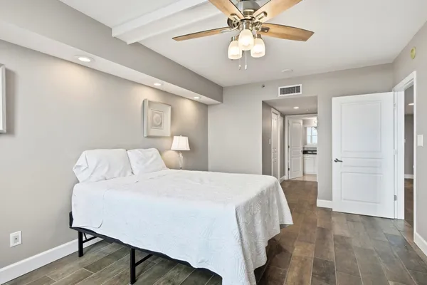 $344,500 | 300 South Duval Street, Unit 805, Tallahassee, FL 32301