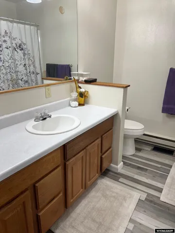 $399,500 | 108 Airport Avenue, Saratoga, WY 82331