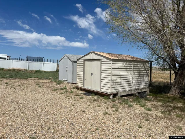 $399,500 | 108 Airport Avenue, Saratoga, WY 82331