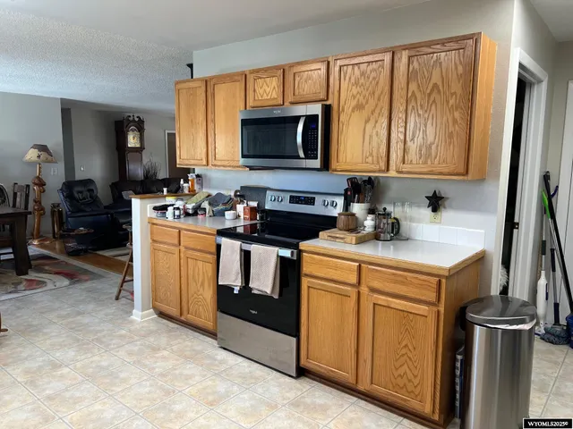 $399,500 | 108 Airport Avenue, Saratoga, WY 82331