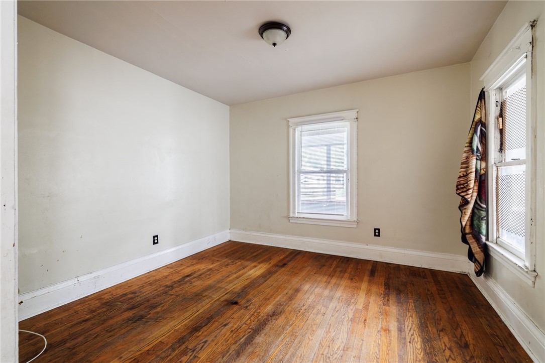 55 Austin Street Rochester, NY 14606 - Photo 12 of 32