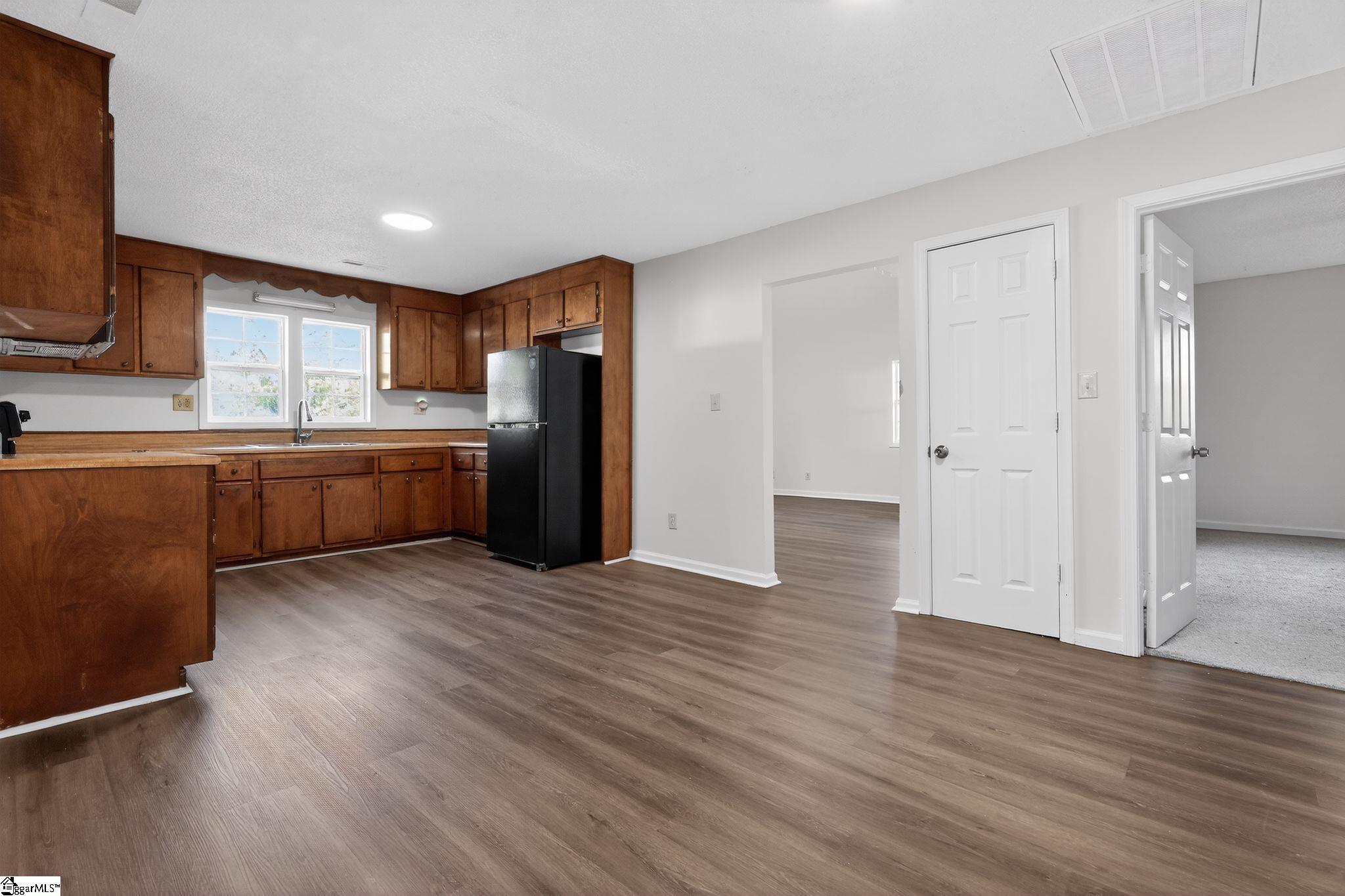 109 Washington Avenue Gaffney, SC 29340 - Photo 11 of 28