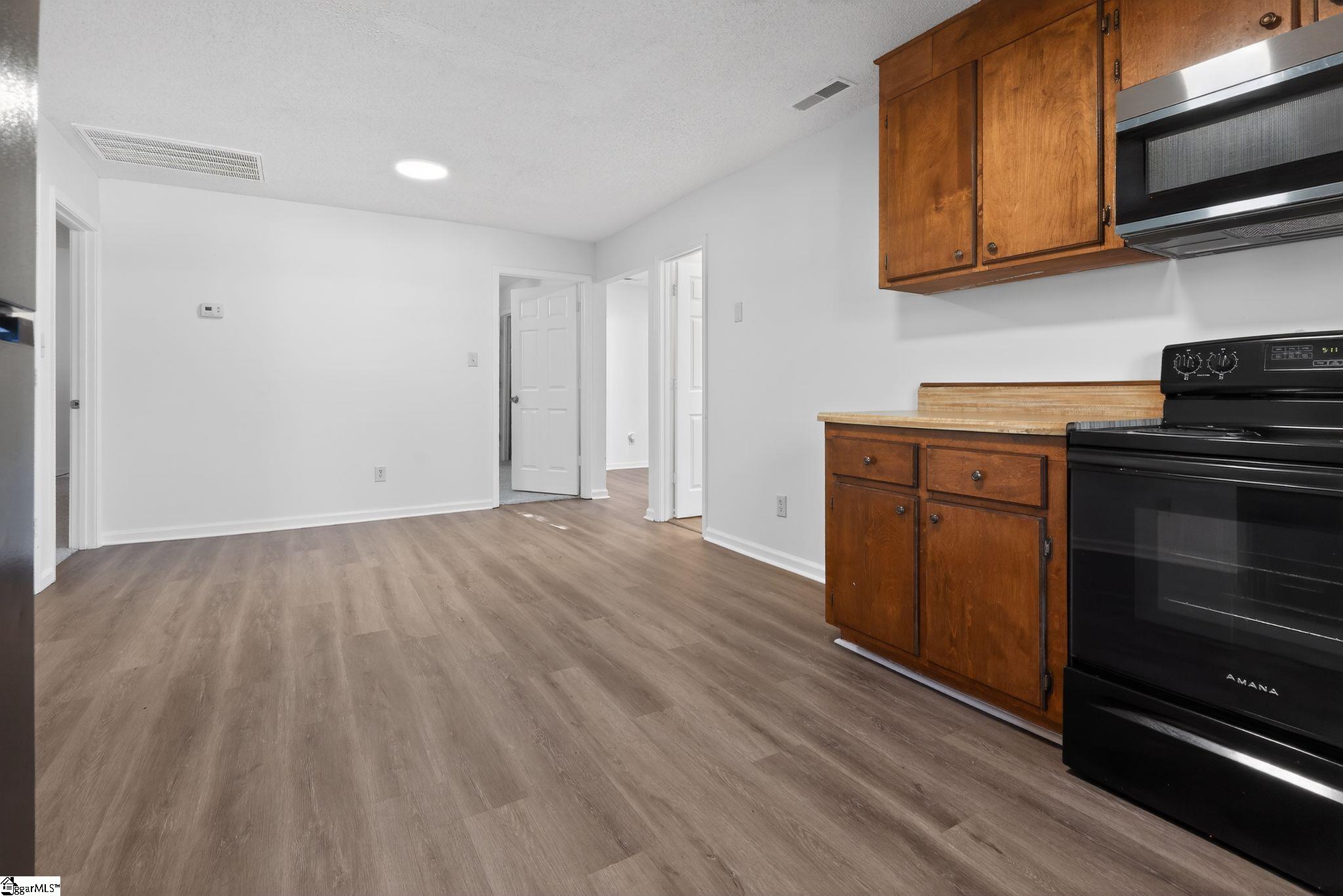 109 Washington Avenue Gaffney, SC 29340 - Photo 12 of 28