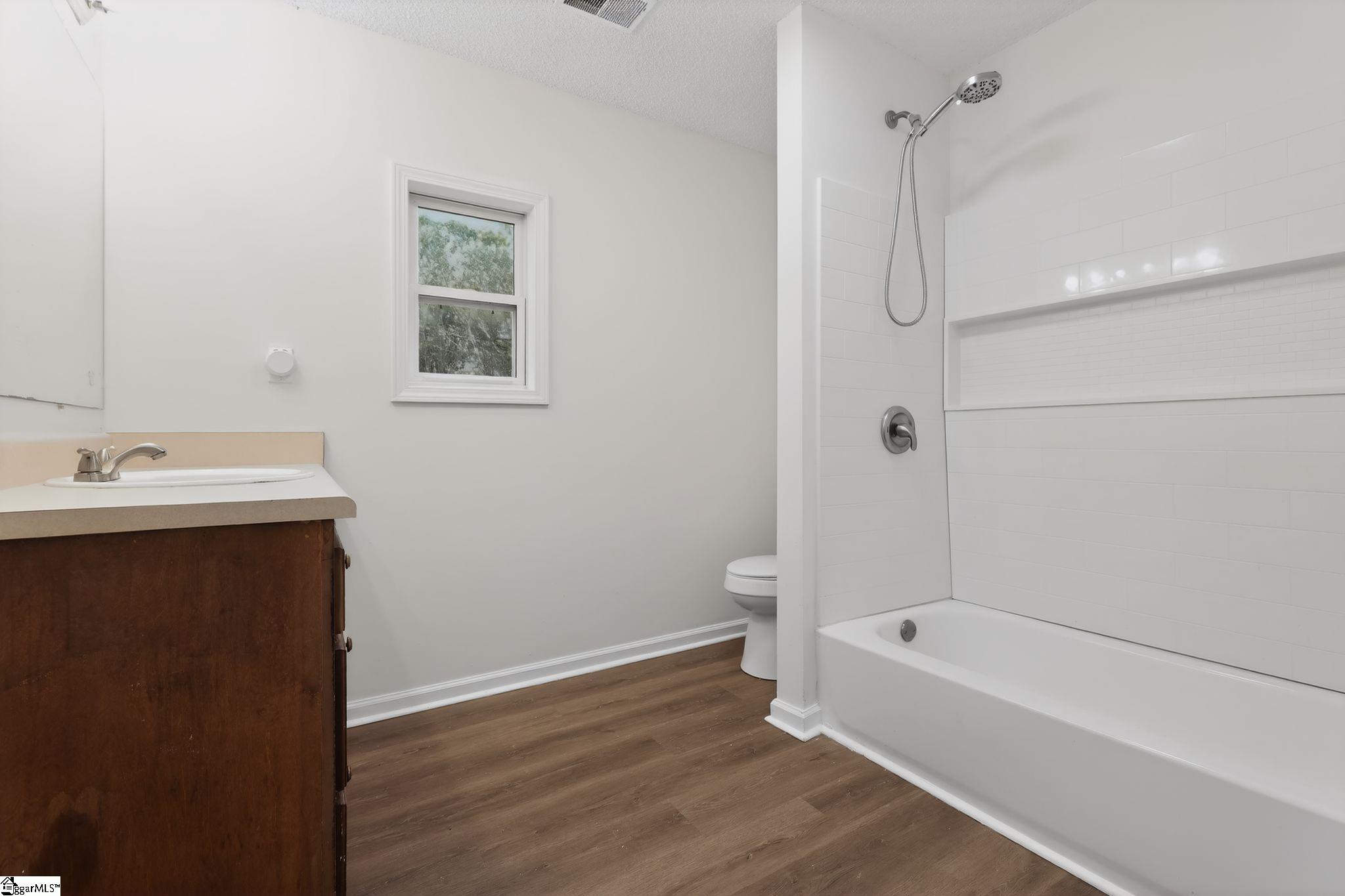 109 Washington Avenue Gaffney, SC 29340 - Photo 15 of 28