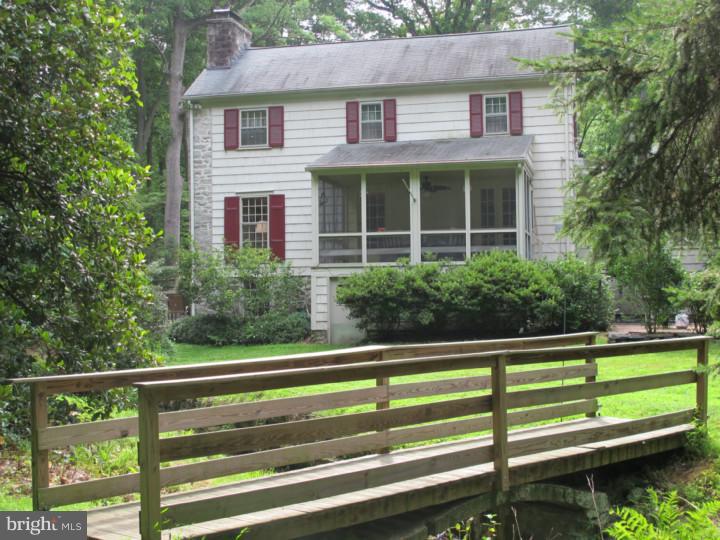 5 Brookside Road Wallingford, PA 19086 - Photo 11 of 14 Exterior Back