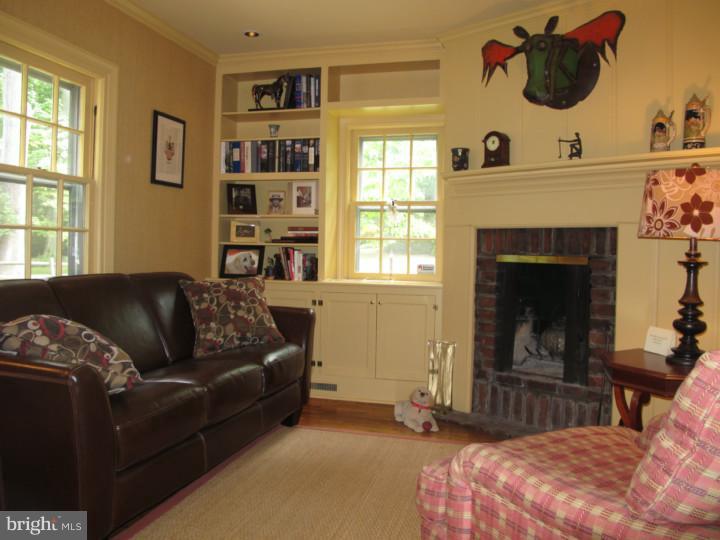 5 Brookside Road Wallingford, PA 19086 - Photo 7 of 14 Office / Study