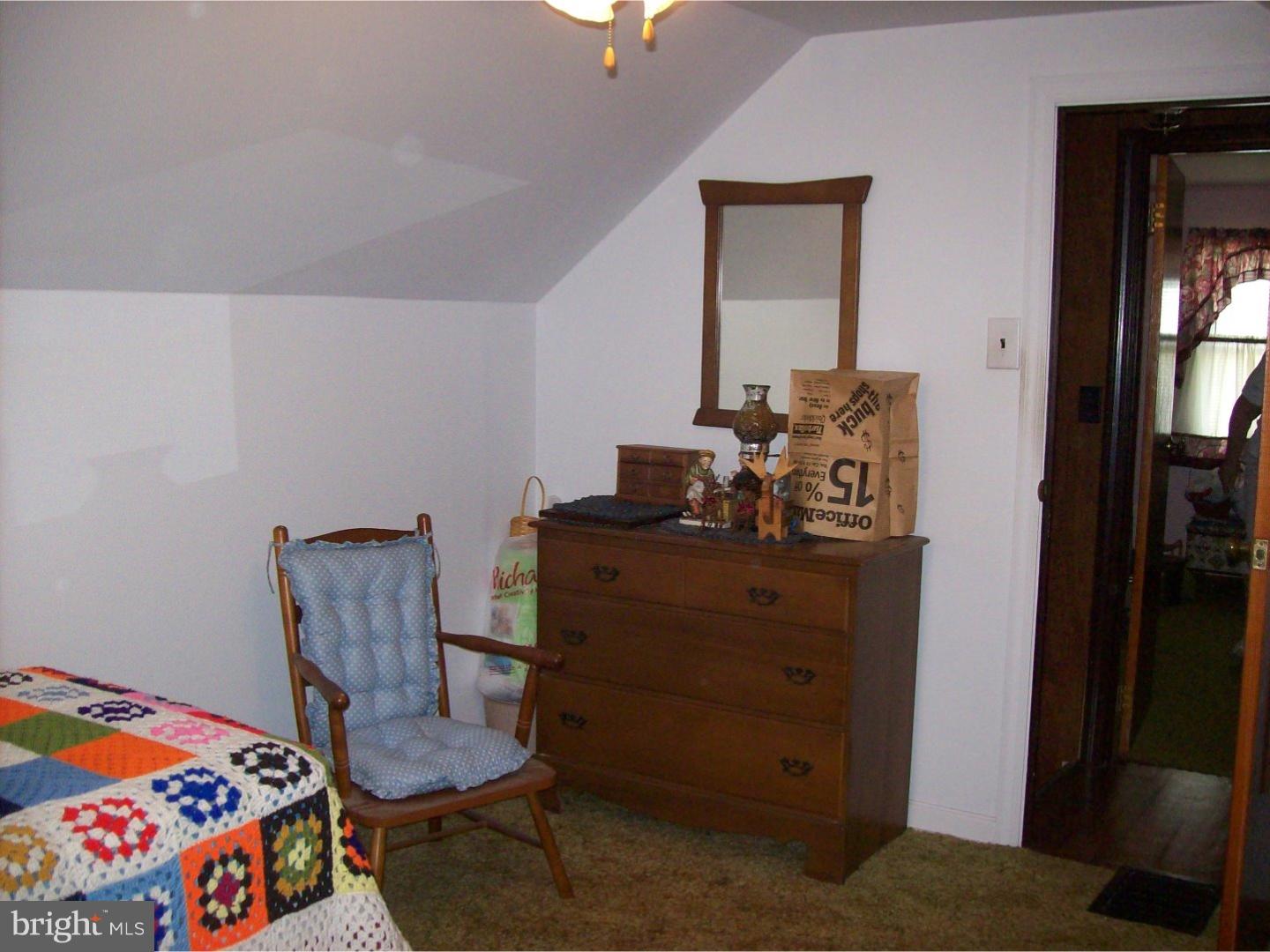 14 Rhode Island Road Sicklerville, NJ 08081 - Photo 11 of 18