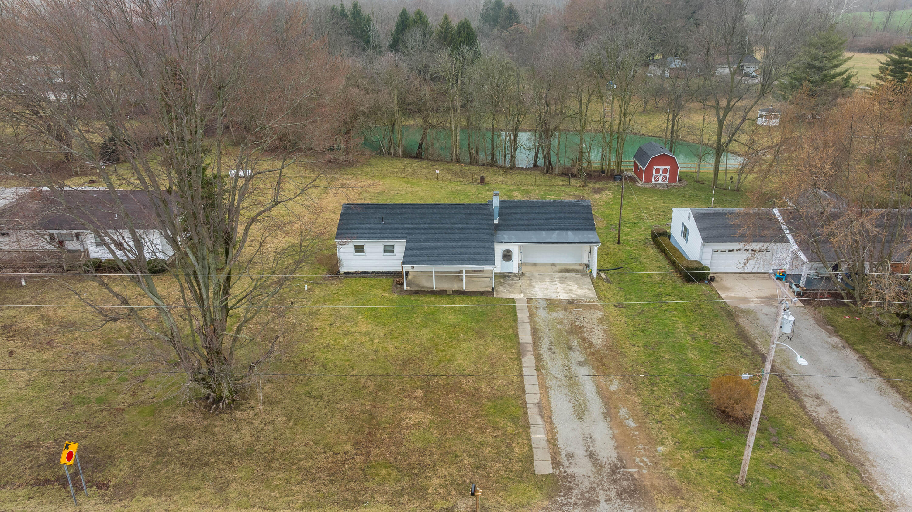 6067 Pasco-Montra Road Sidney, OH 45365 - Photo 4 of 33