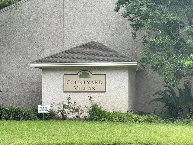 $1,975 | 104 Courtyard Villas Lane, Unit C1, St. Simons Island, GA 31522