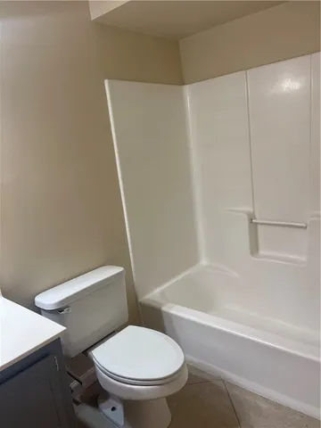 $1,975 | 104 Courtyard Villas Lane, Unit C1, St. Simons Island, GA 31522