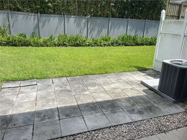 $1,975 | 104 Courtyard Villas Lane, Unit C1, St. Simons Island, GA 31522