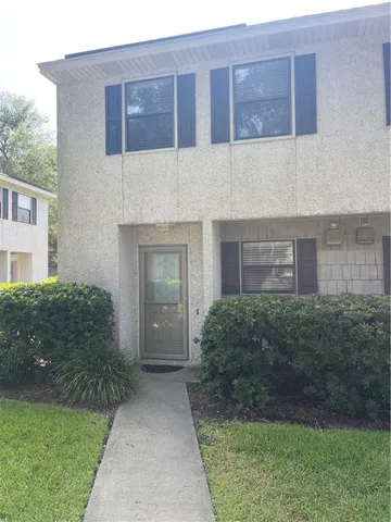 $1,975 | 104 Courtyard Villas Lane, Unit C1, St. Simons Island, GA 31522