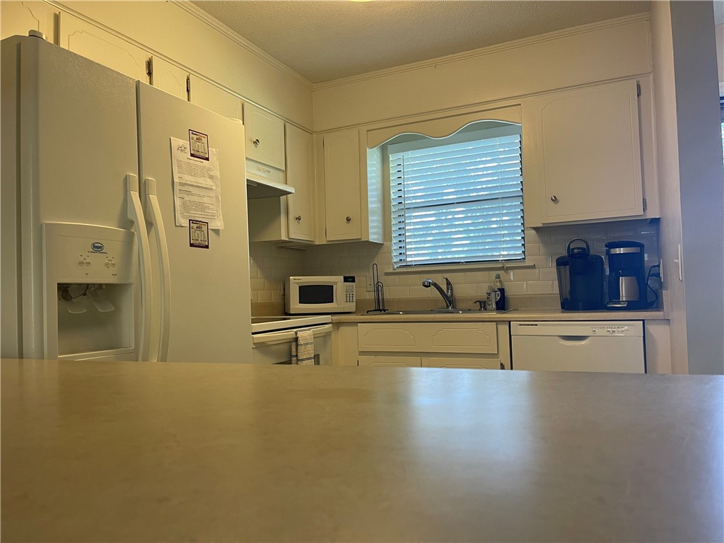 104 Courtyard Villas Lane, Unit C1 St. Simons Island, GA 31522 - Photo 6 of 24