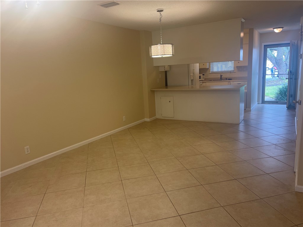 104 Courtyard Villas Lane, Unit C1 St. Simons Island, GA 31522 - Photo 10 of 24